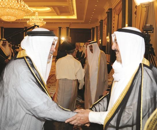 صاحب السمو الامير يتلقى التهاني من السفير البحريني الشيخ خليفة بن حمد﻿