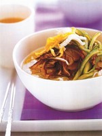 شوربة المعكرونة الحارة