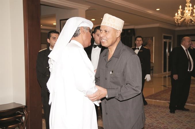 السفير الصومالي مهنئا 