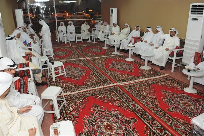 جانب من الحضور في ديوان الراشد﻿