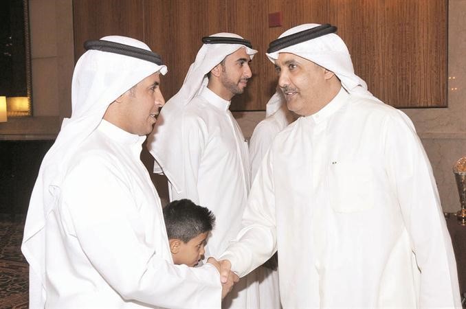 دصلاح المضحي مهنئا 	محمد خلوصي﻿