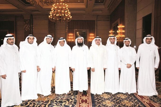 جانب من المهندسين في الغبقة﻿