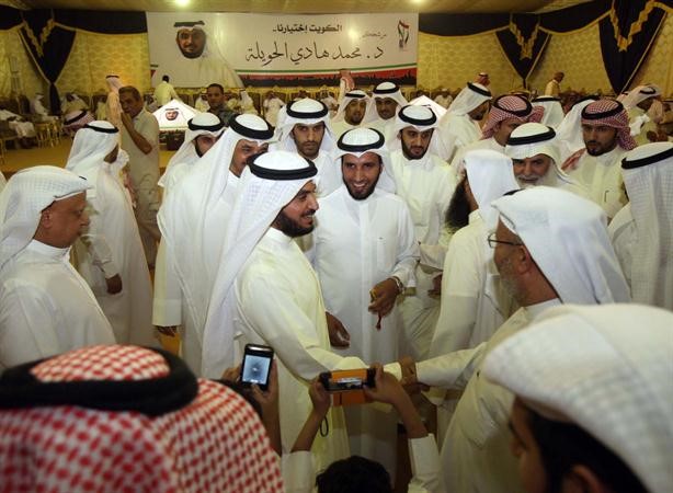 دمحمد الحويلة يرحب بابناء الدائرة الخامسة