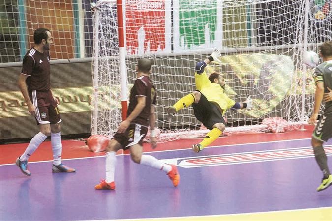 جانب من لقاء كاردينيال الاوكراني ومصر المقاصة﻿