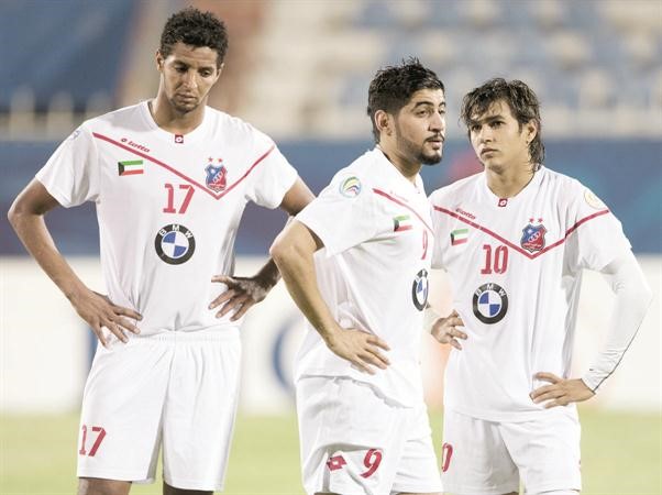 لاعبو الكويت يترقبون انطلاق الموسم الجديد 	الازرقكوم﻿