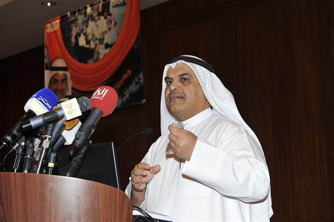سعود صاهود متحدثا الى ناخبات الثالثة 