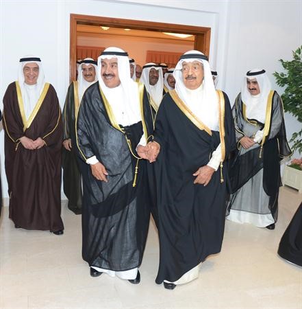 الشيخ مبارك عبد الله الاحمد مرحبا برئيس وزراء البحرين