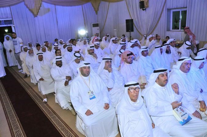 ابناء الدائرة الثالثة في مقر جمال العمر