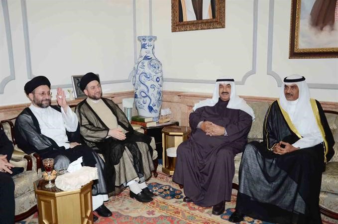 سمو الشيخ ناصر المحمد والشيخ صباح الخالد مع السيد عمار الحكيم﻿