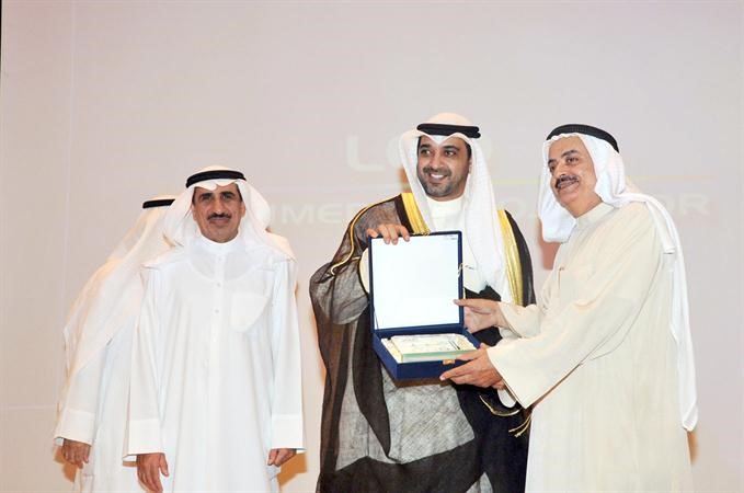 تكريم احمد ابوسيدو﻿