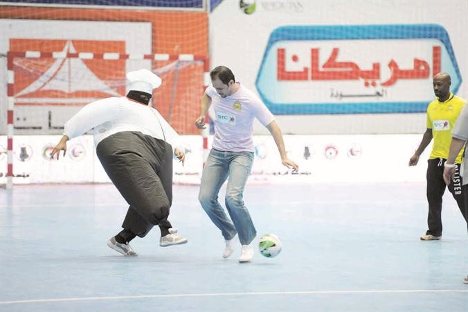خالد الفضلي يشارك في مسابقة سجل واربح﻿