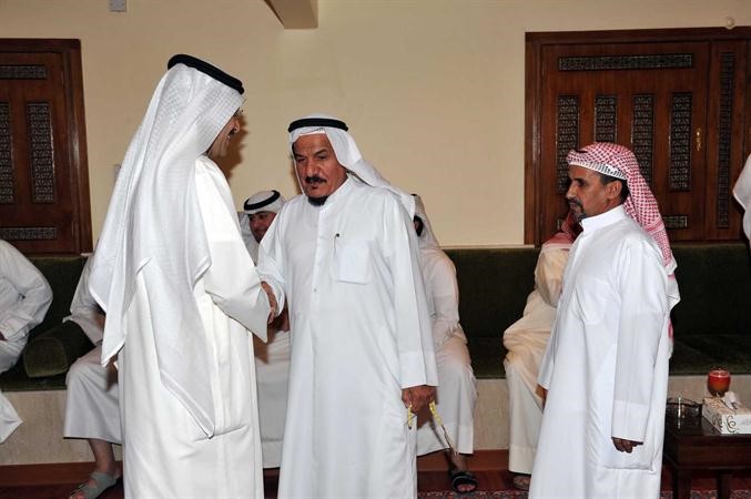  ومحتفيا باحد ابناء الدائرة