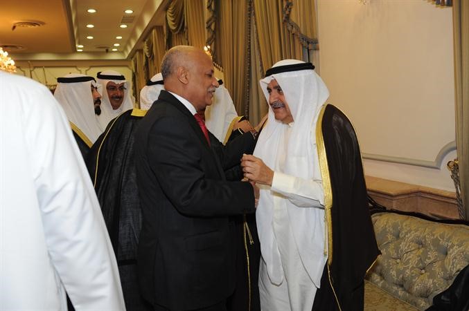 ضرار الغانم والسفير المصري عبدالكريم سليمان﻿