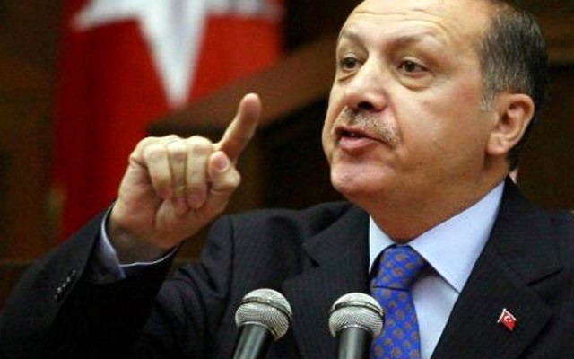 بالفيديو.. أردوغان يرفض محادثة البرادعي لتأييده الانقلاب