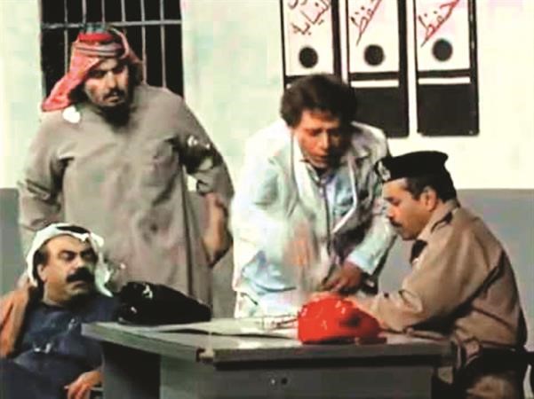  جسد دور الضابط في مسرحية خمسة وخميسة 