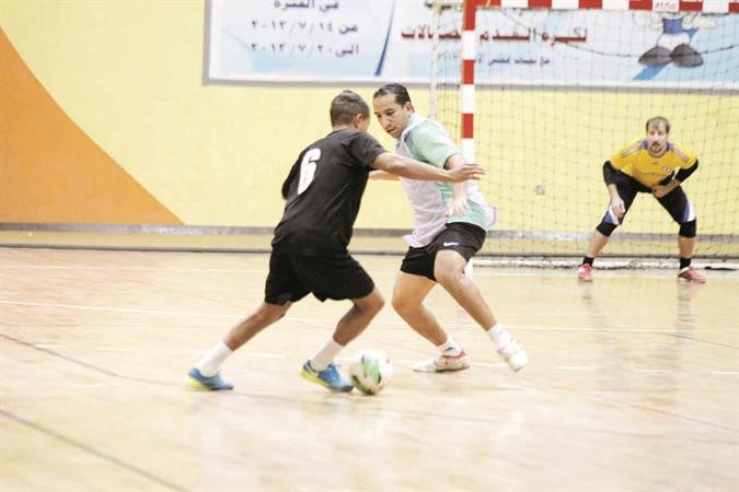محاولة لتخطي المدافع