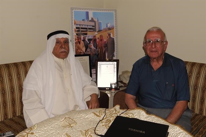 دبسام قصراوي متحدثا للزميل منصور الهاجري
