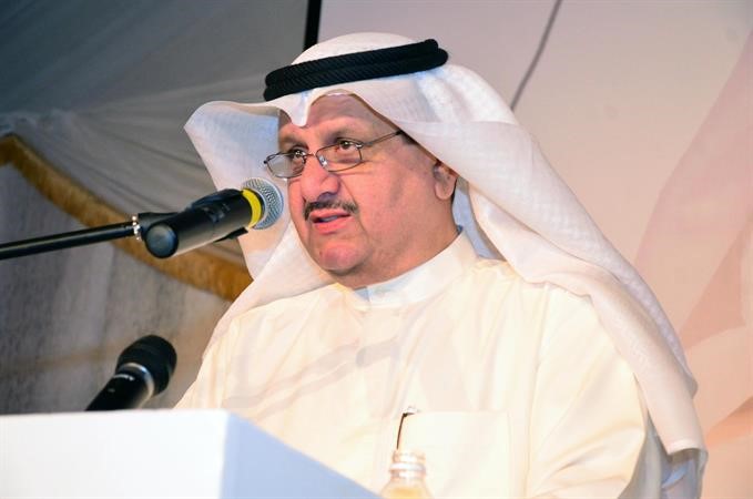 مرشح الدائرة الاولى عيسى الكندري متحدثا