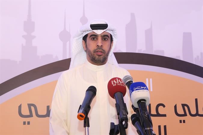 علي الخميس
﻿