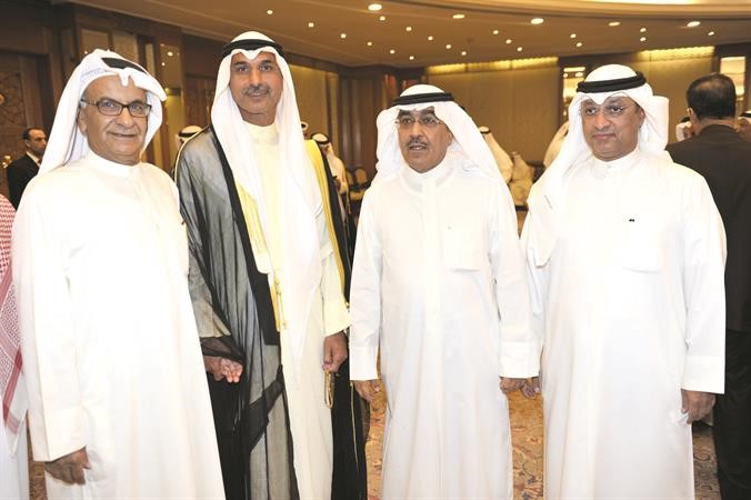 الزملاء بدر الحماد وعدنان الراشد ووليد النصف والسفير مجدي الظفيري
