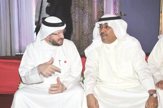 حديث بين معبد العزيز فخرو وعدنان الراشد
