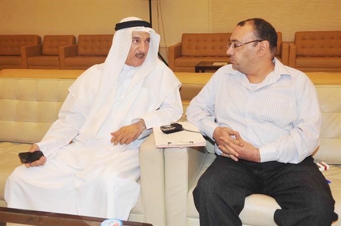 المطوع متحدثا للزميل اسامة دياب
﻿
