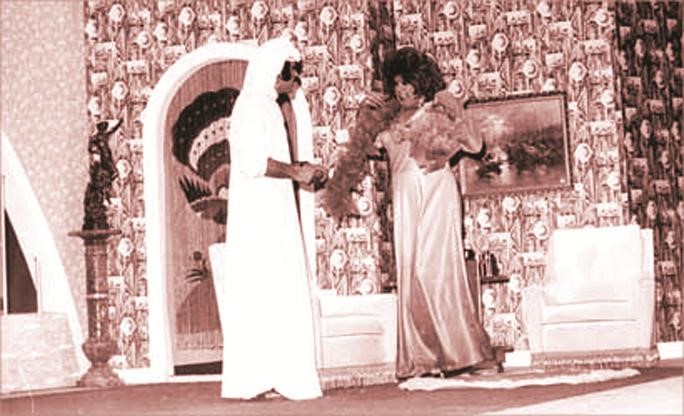  مع عبدالحسين عبدالرضا في احدى مسرحياته﻿