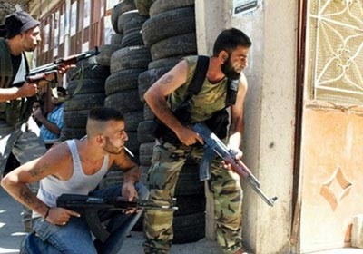 القتال إلى جانب النظام السوري يوسع الخلاف بين المرجعيات الدينية الشيعة في قم والنجف