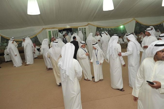 ابناء الدائرة الاولى في ندوة دعبدالله الطريجي اسامة ابوعطية
