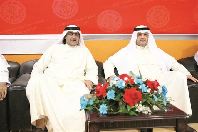 المحمد والشراح يتابعان المباراة النهائية