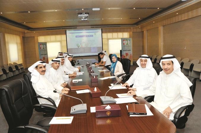 المشاركون في المؤتمر الصحافي لمؤتمر الشباب	 متين غوزال﻿