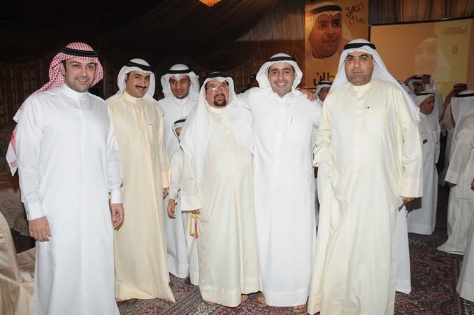 الدبوس متوسطا بعض الناخبين