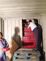 الخمور اخفيت في حاويتين تحتويان ظاهريا على جريش