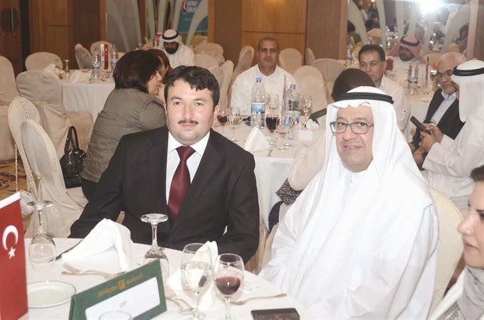 ادم جيلان وفواز الفرح خلال الغبقة﻿