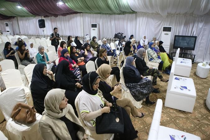 ناخبات الدائرة الثالثة في المقر الانتخابي للدكتور محمد الصرعاوي