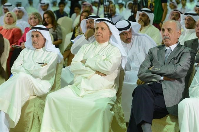 محمد السنعوسي وعامر ذياب التميمي في مقدمة الحضور