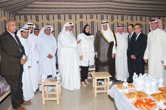 الشيخ سلمان الحمود وفيصل القناعي وعدد من الزملاء خلال حفل قرقيعان جمعية الصحافيين 	محمد خلوصي﻿
