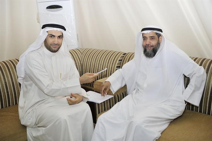 الجيران متحدثا للزميل محمد راتب 