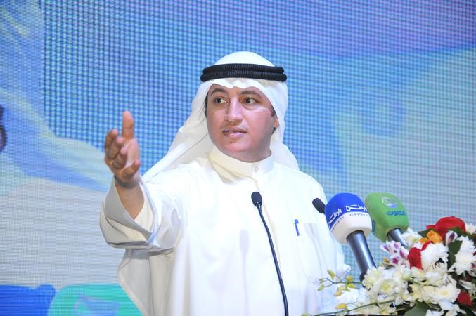 عسكر العنزي متحدثا الى ناخبي الرابعة
﻿