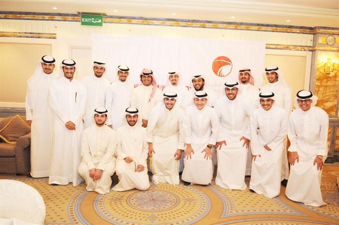 مجموعة من متطوعي شباب تمكين