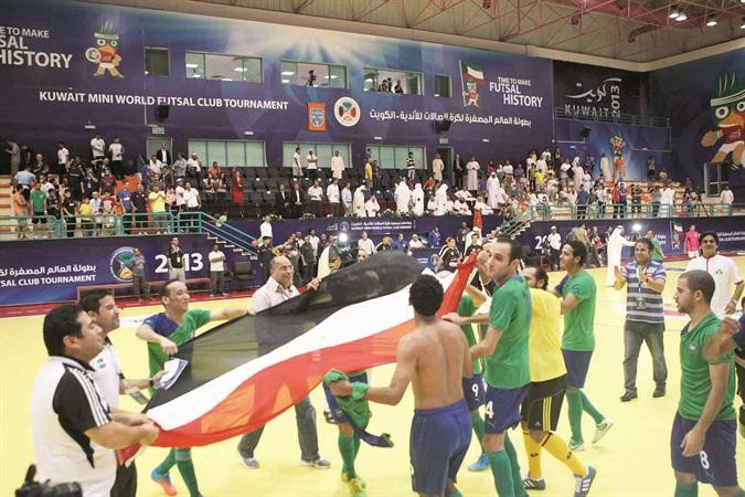 فرحة لاعبي مصر المقاصة بالتاهل الى النهائي ﻿
