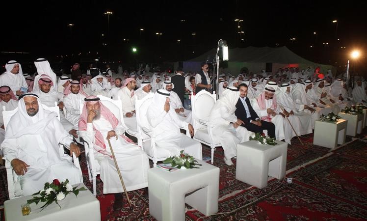 جانب من الحضور خلال الندوة﻿