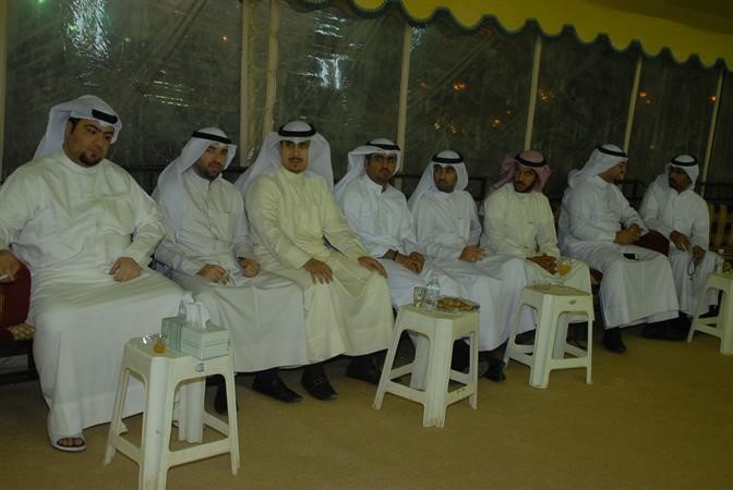 اهالي الدائرة الاولى في المقر الانتخابي لوسمي الوسمي