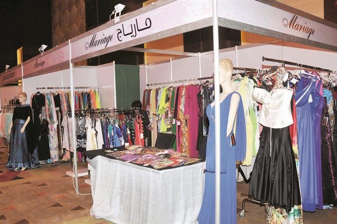 ملابس نسائية 