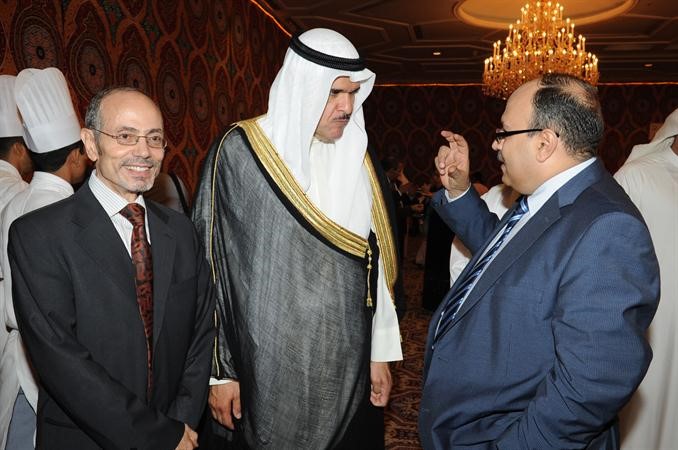 الشيخ سلمان الحمود في حوار مع الزميلين محمد يسري وعبدالغني سعودي