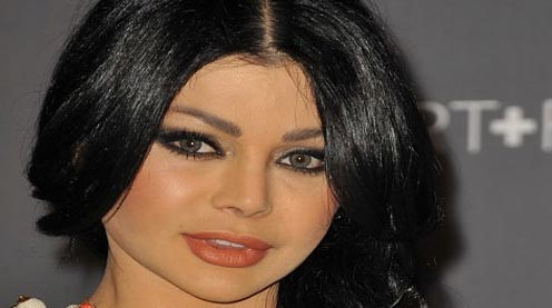بعد شائعة انتحارها شنقاً .. هيفا : انشالله يموتوا شنق وخنق اللي اطلقوها