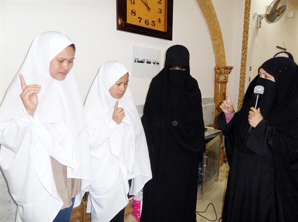 فلبينيتان تعلنان اسلامهما