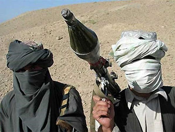 طالبان تتبنى تفجيرين انتحاريين بباكستان انتقاماً لمقتل السنة في العراق وسورية