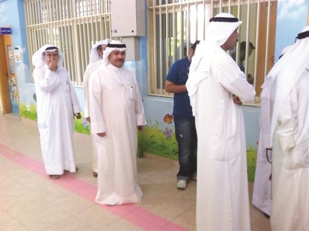 الشيخ خالد العبدالله مشاركا في الانتخابات