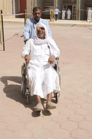 حرص على المشاركة من كبار السن